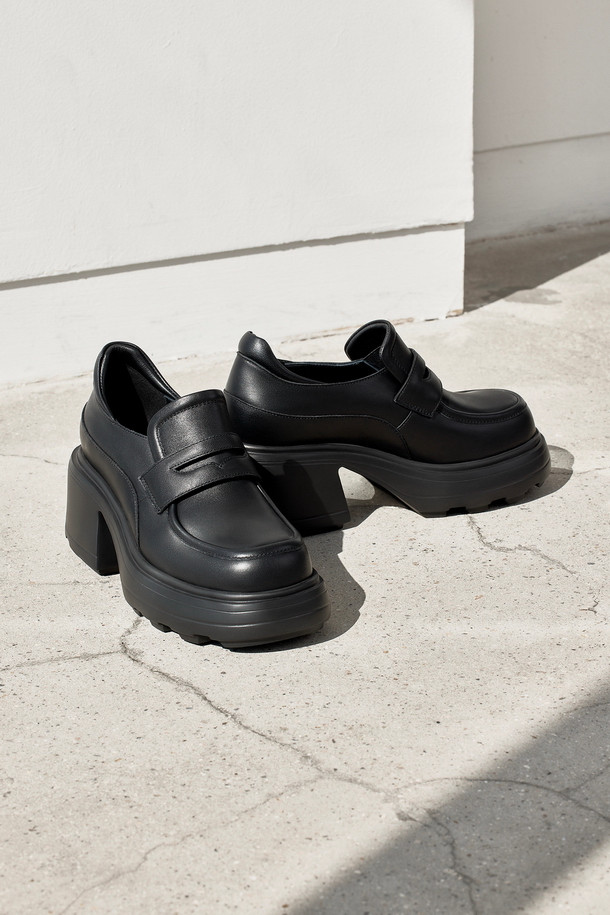 SUECOMMA BONNIE - 플랫 - Duggy penny loafer(black)