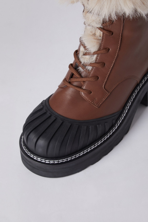 SUECOMMA BONNIE - 부츠/워커 - Fur walker boots(brown)