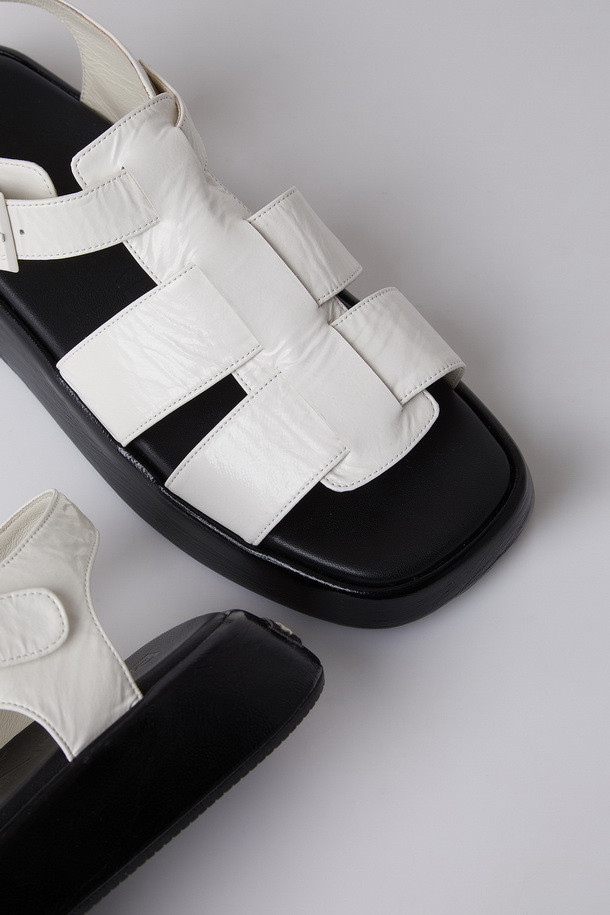 SUECOMMA BONNIE - 샌들 - [셀럽착용]Misty sandal(white)