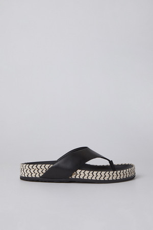 Simple flip flop sandal(black)