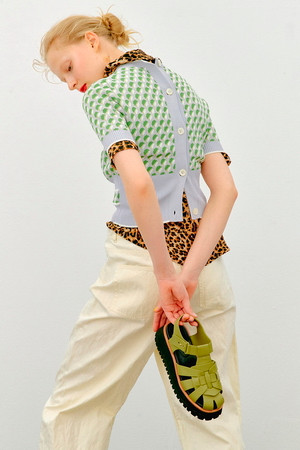 Dandelion sandal(khaki)