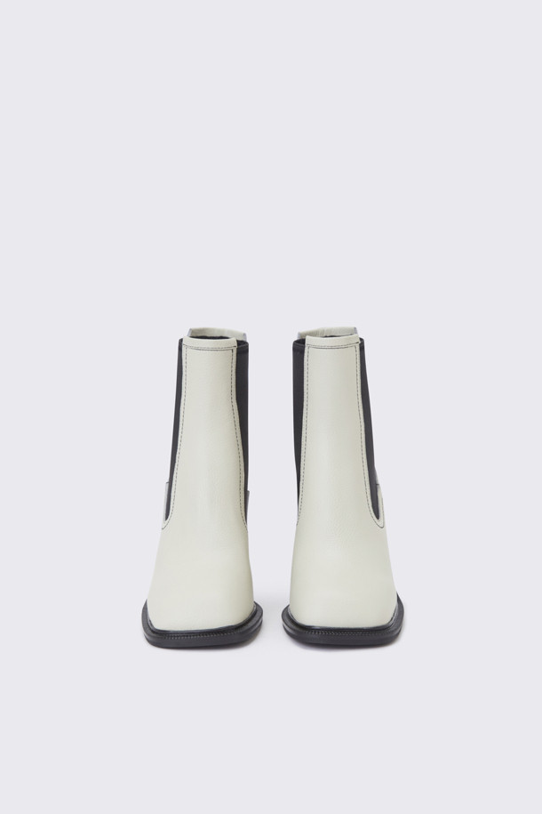 SUECOMMA BONNIE - 부츠/워커 - Square toe chelsea boots(ivory)