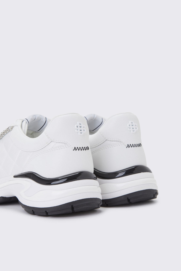 SUECOMMA BONNIE - 스니커즈 - Cubic quilting sneakers(white)