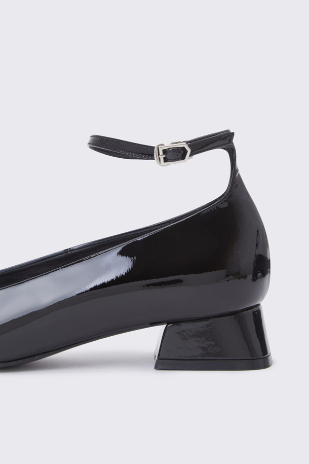 SUECOMMA BONNIE - 플랫 - Square toe strap flat(black)