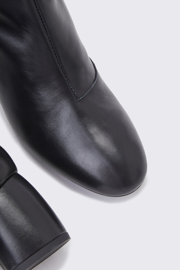 SUECOMMA BONNIE - 부츠/워커 - Simple round toe ankle boots(black)