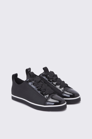 Ribbon strap sneakers(black)