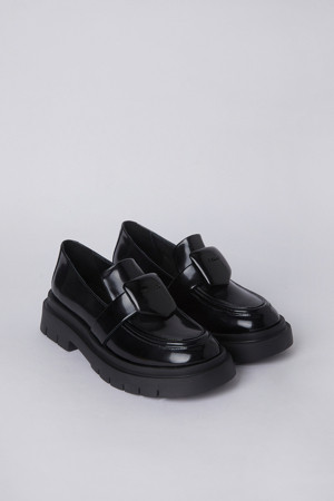 Pebble loafer(black)