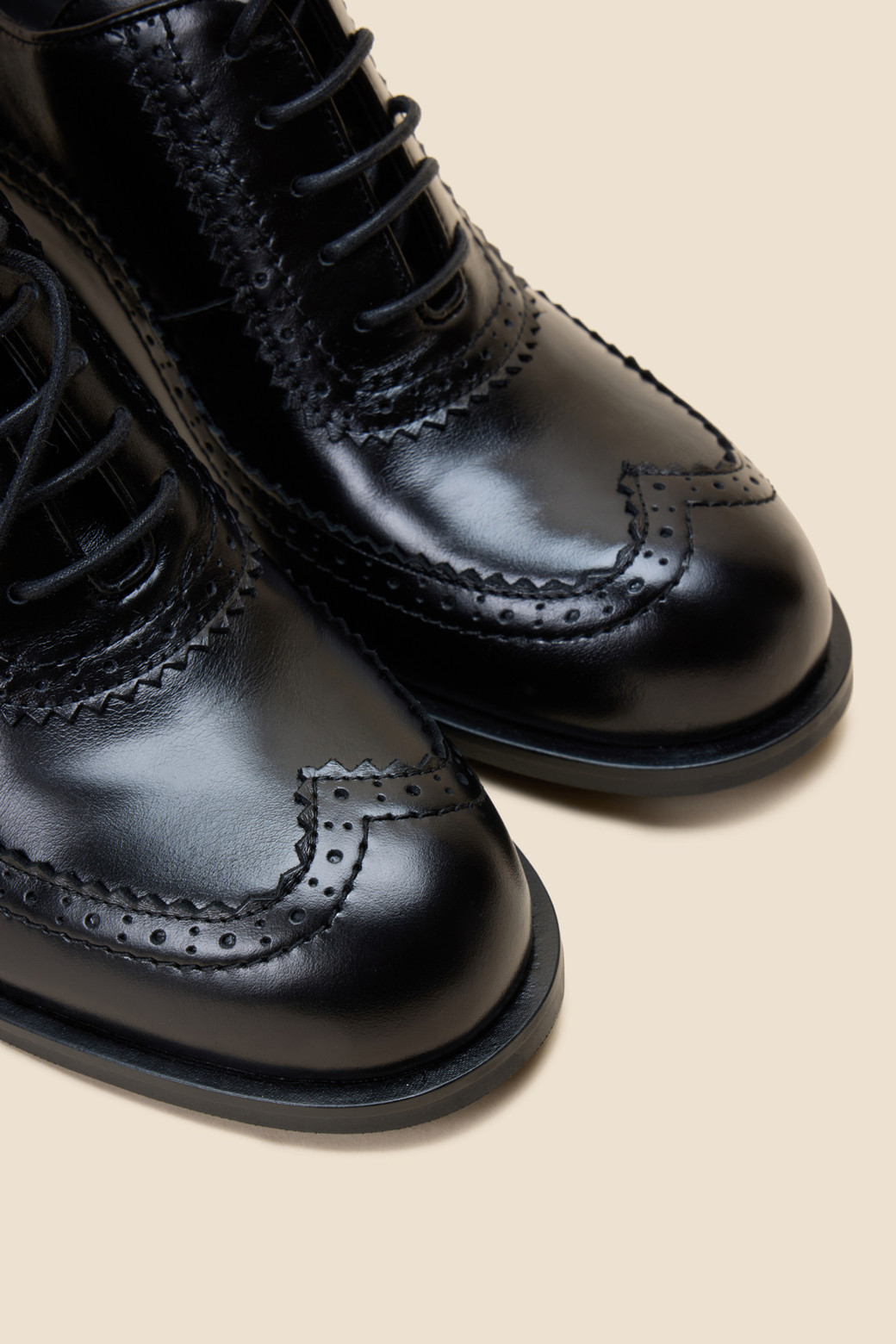 SUECOMMA BONNIE - 플랫/로퍼 - Basic loafer heel(black)
