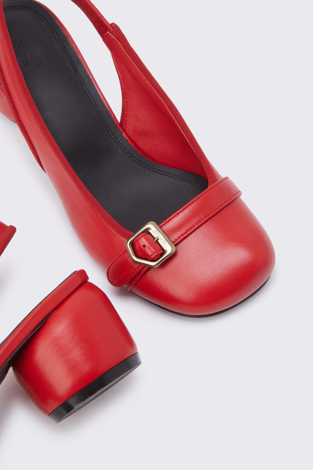 SUECOMMA BONNIE - 샌들/뮬 - [김나영 착용]Round toe sling back(red)