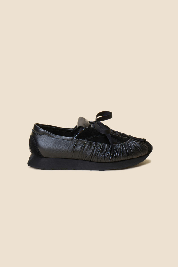 SUECOMMA BONNIE - 스니커즈 - Ribbon sneakers(black)