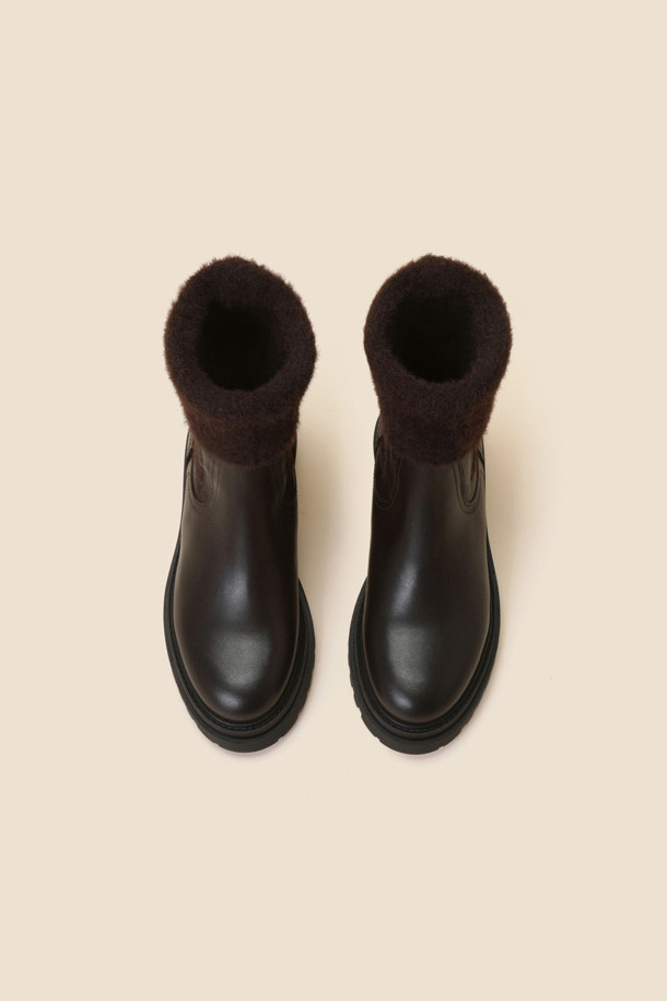 SUECOMMA BONNIE - 부츠/워커 - Fuzzy chelsea boots(brown)