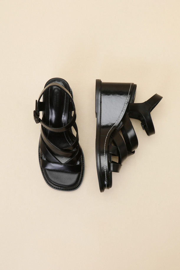 SUECOMMA BONNIE - 샌들 - Strap wedge heel sandal(black)