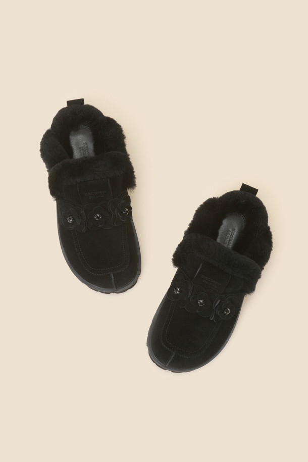 SUECOMMA BONNIE - 샌들 - Fur flower mule(black)