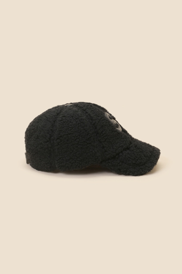 SUECOMMA BONNIE - 모자 - Fur ball cap(black)