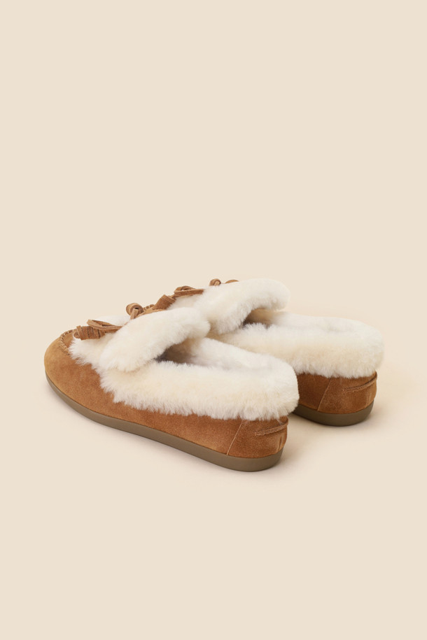 SUECOMMA BONNIE - 로퍼 - Fur ribbon loafer(beige)