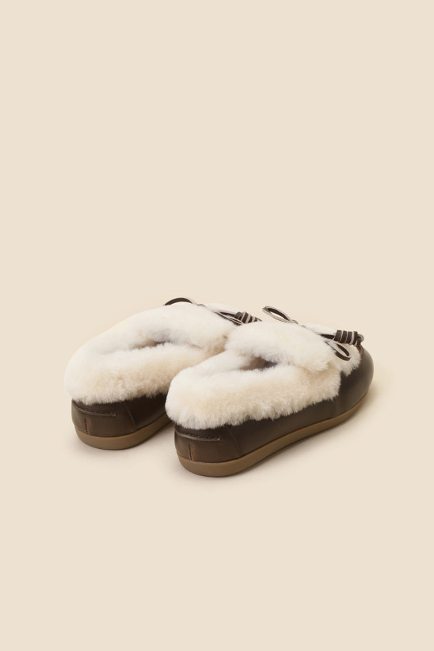 SUECOMMA BONNIE - 로퍼 - [김나영 착용]Fur ribbon loafer(brown)