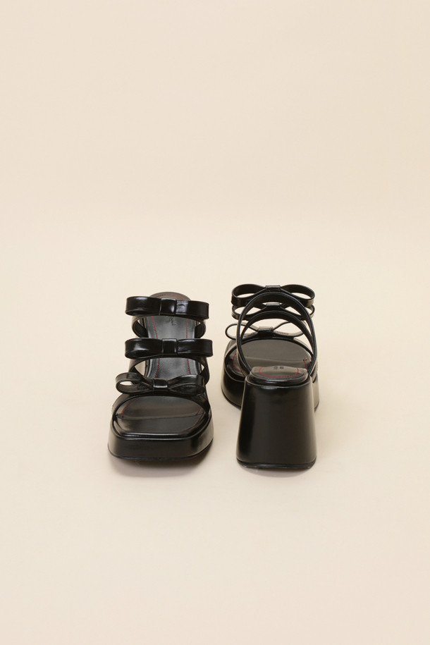 SUECOMMA BONNIE - 샌들 - Ribbon wedge sandal(black)