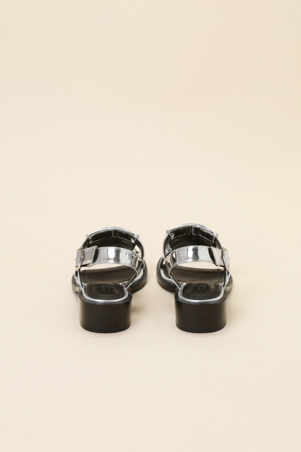 SUECOMMA BONNIE - 샌들 - Slim tassel sandal(silver)