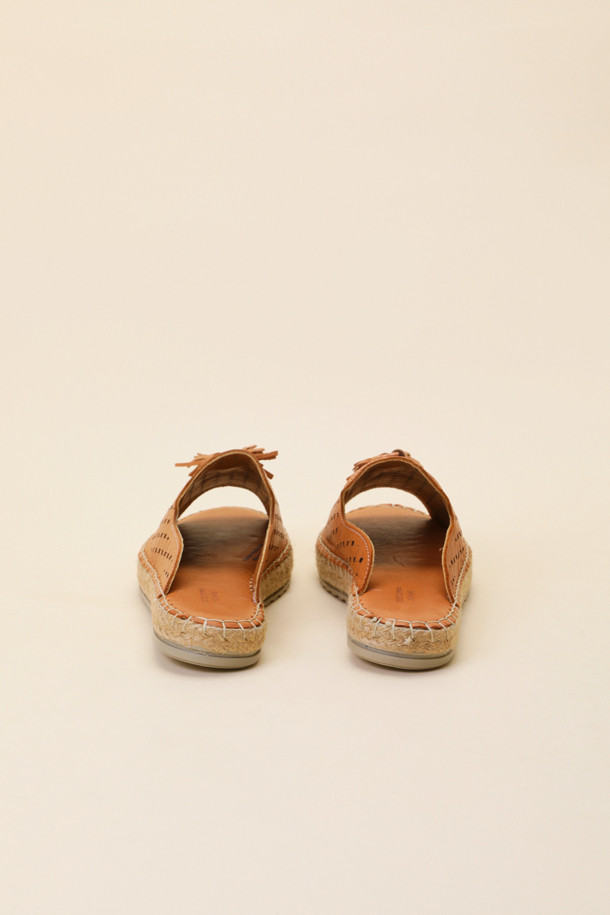 SUECOMMA BONNIE - 샌들 - Tassel point sandal(brown)