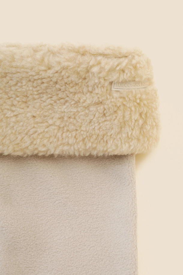 SUECOMMA BONNIE - 양말 - Fur boots socks(beige)