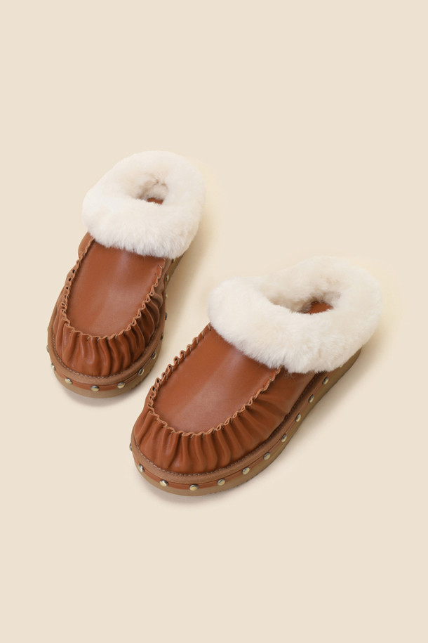 SUECOMMA BONNIE - 슬리퍼/뮬 - [김나영 착용] Point fur mule(brown)