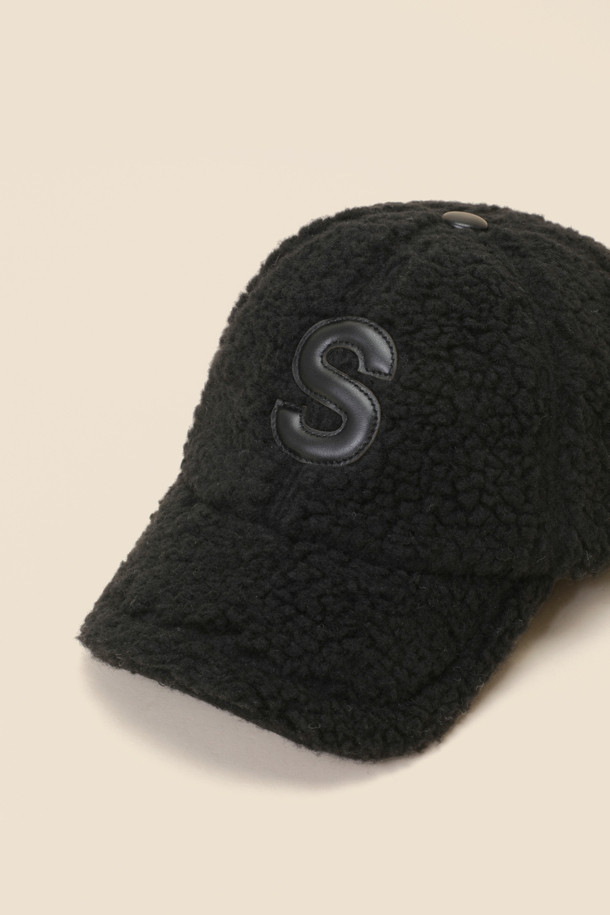 SUECOMMA BONNIE - 모자 - Fur ball cap(black)