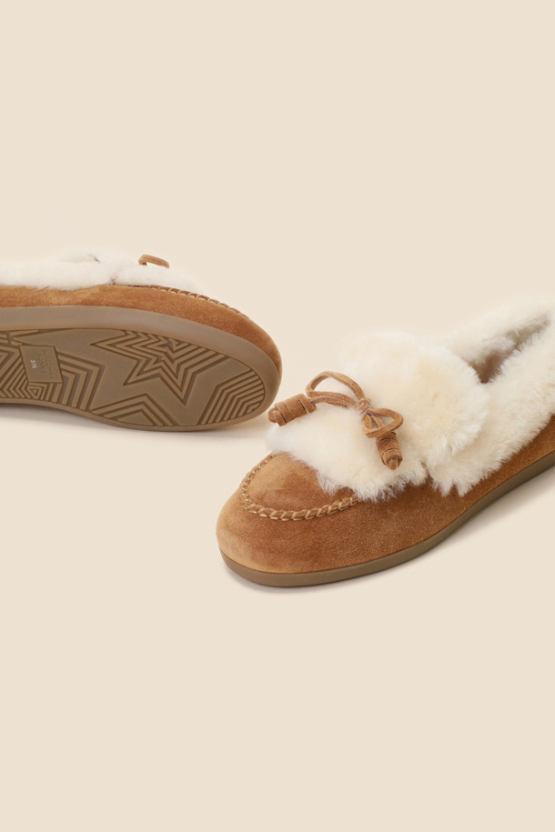 SUECOMMA BONNIE - 로퍼 - Fur ribbon loafer(beige)