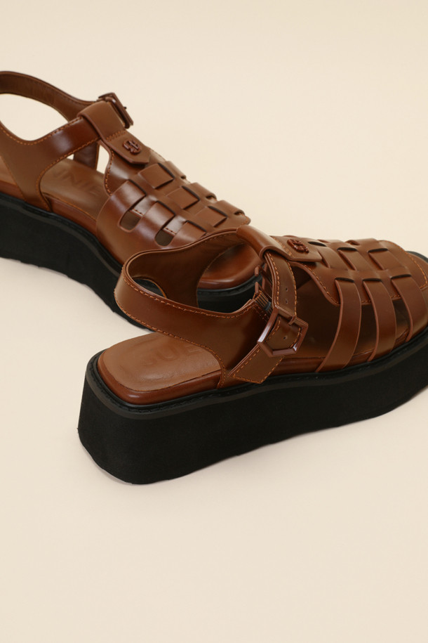 SUECOMMA BONNIE - 샌들 - Fisherman sandal(brown)