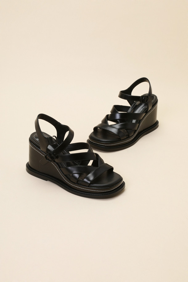 SUECOMMA BONNIE - 샌들 - Strap wedge heel sandal(black)