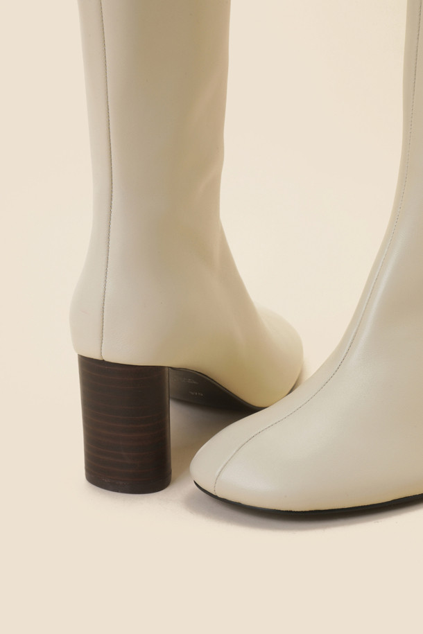 SUECOMMA BONNIE - 부츠/워커 - Slim long boots(ivory)