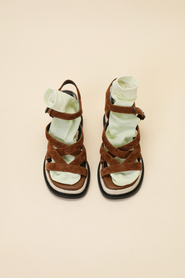 SUECOMMA BONNIE - 샌들 - Strap wedge heel sandal(brown)