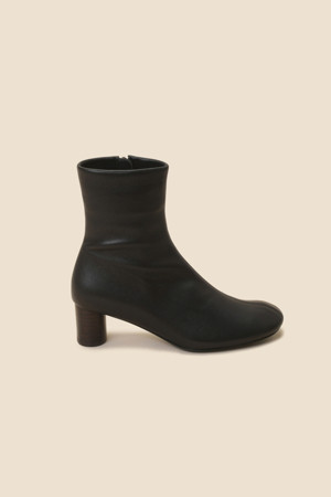 Unique ankle boots(black)