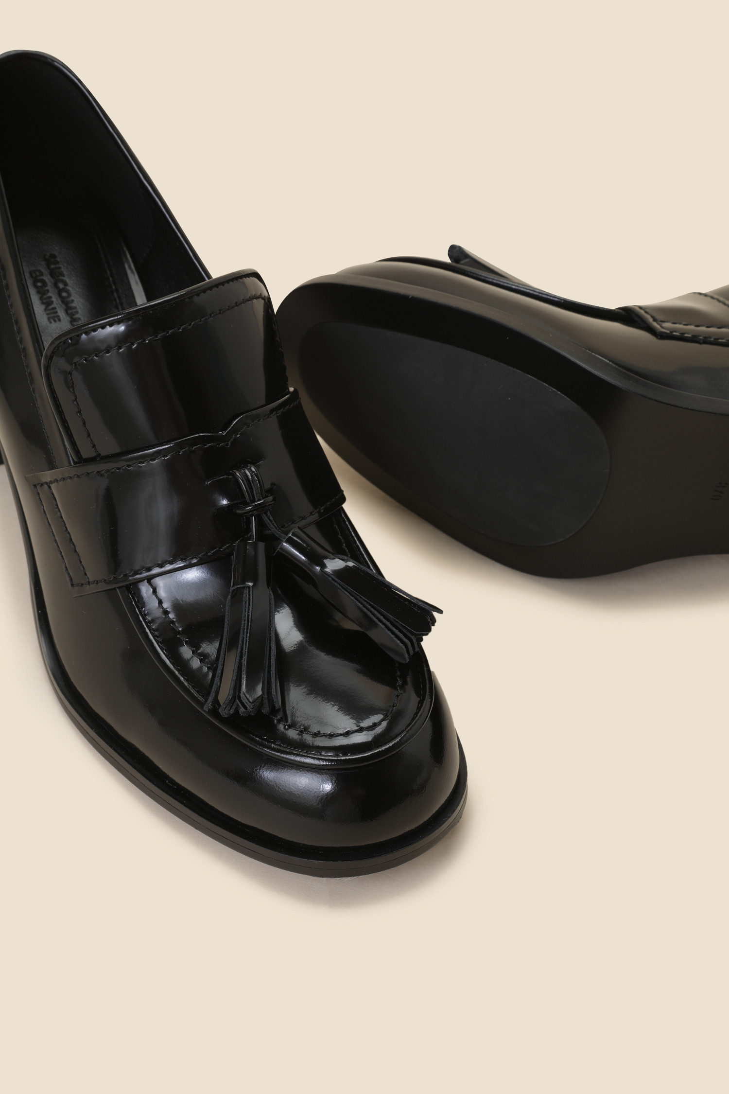 SUECOMMA BONNIE] Tassle loafer pumps(black)