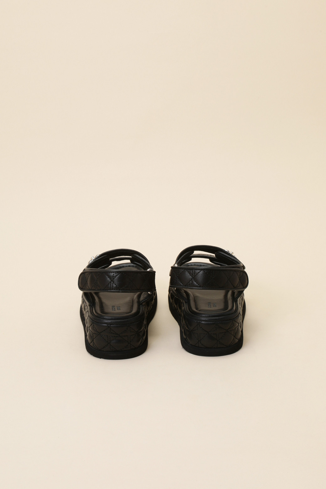 SUECOMMA BONNIE ◆Cle sandal (black / Ivory) Suecomma Bonnie Embellished Black Sandals - Size EU 37 SCB