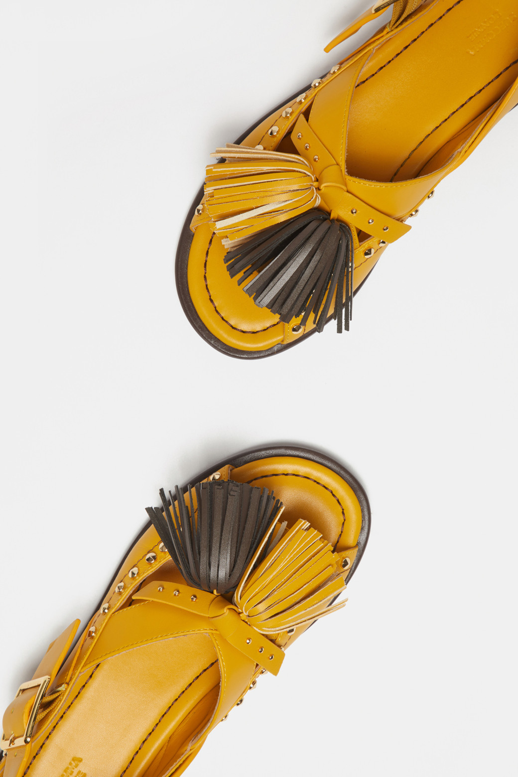 SUECOMMA BONNIE - 샌들 - Pompom flat sandal(yellow)