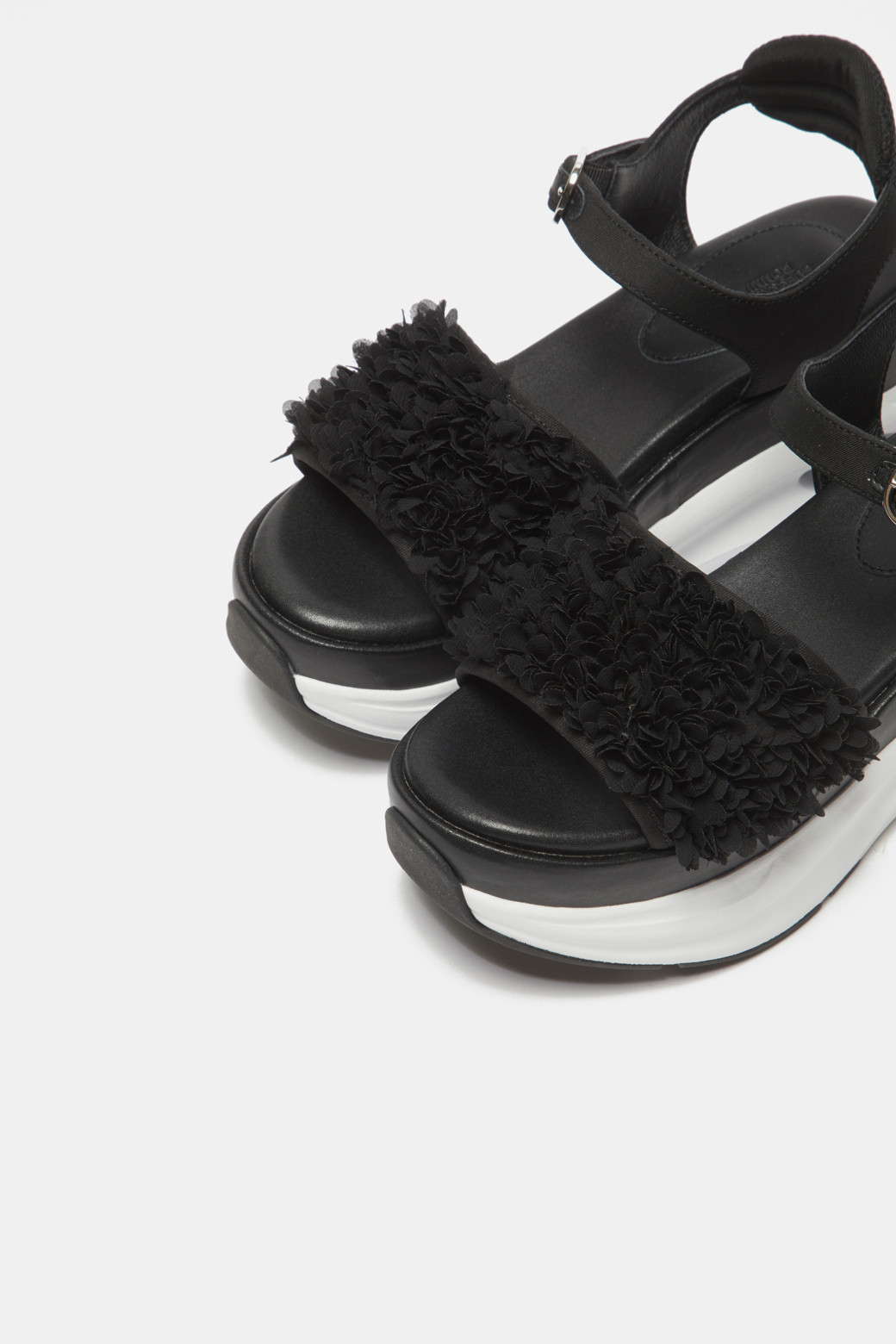 Flower strap sandal(black)_SUECOMMA BONNIE - 코오롱몰