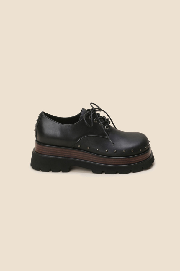 SUECOMMA BONNIE - 로퍼 - Platform stud loafer(black)