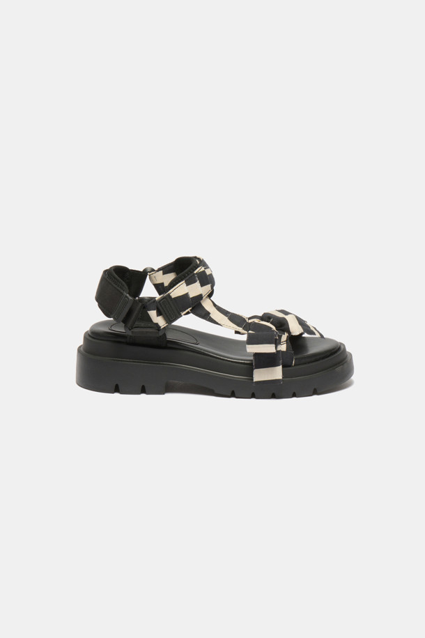 SUECOMMA BONNIE - 샌들 - Stripe ribbon sandal(black)