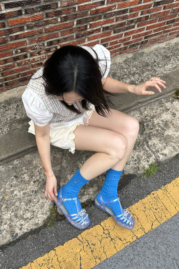 SUECOMMA BONNIE - 샌들 - [김나영 착용]Ribbon jelly sandal(grey)