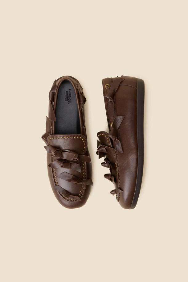 SUECOMMA BONNIE - 플랫 - Frangia loafer(brown)