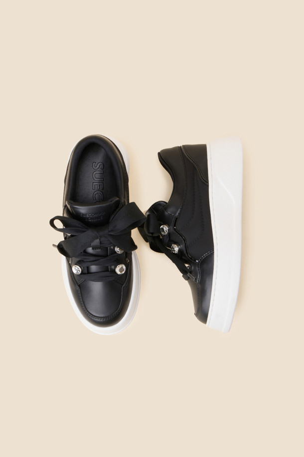 SUECOMMA BONNIE - 스니커즈 - Jewelry ribbon sneakers(black)