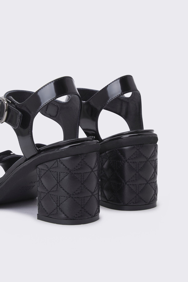 SUECOMMA BONNIE - 샌들 - Quilting point sandal(black)