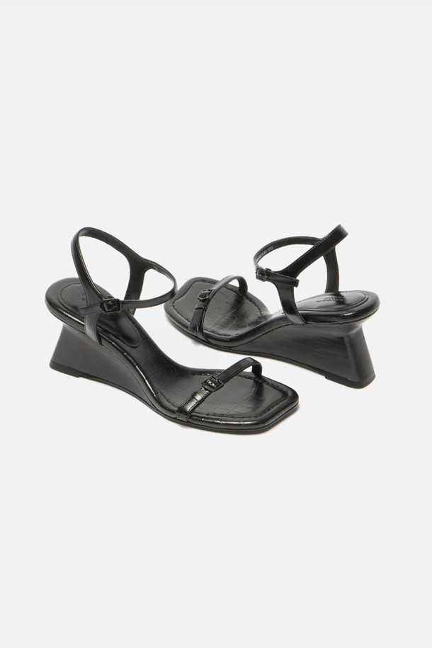 SUECOMMA BONNIE - 샌들 - Slim strap sandal(black)