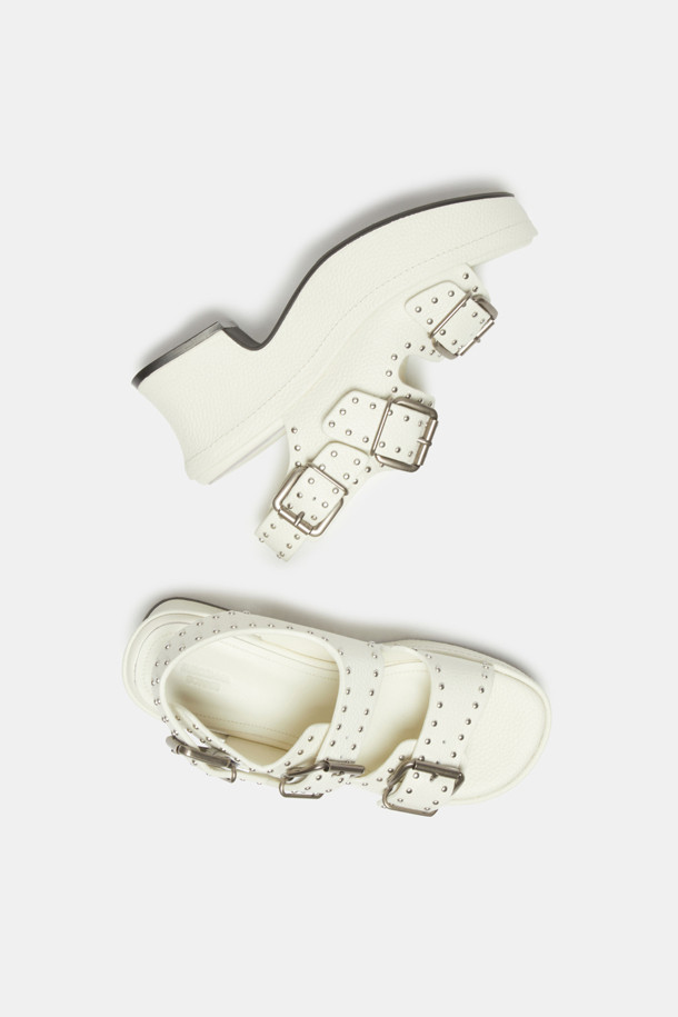 SUECOMMA BONNIE - 샌들 - Stud platform sandal(ivory)