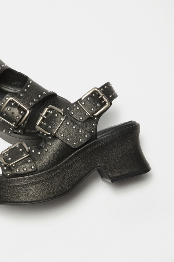 SUECOMMA BONNIE - 샌들 - Stud platform sandal(black)