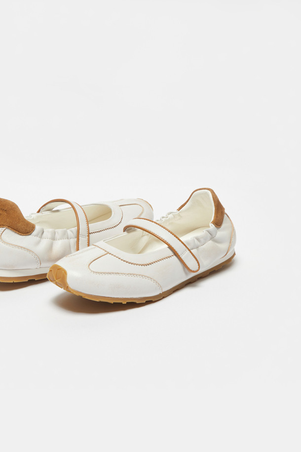 SUECOMMA BONNIE] Stitch mary jane sneakers(white)