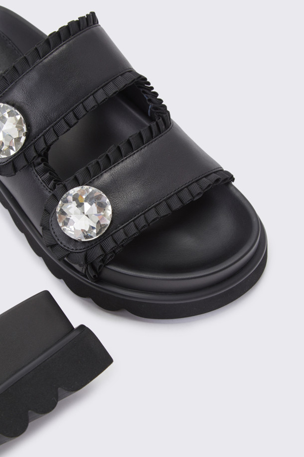 SUECOMMA BONNIE - 샌들 - Ruffle jewelry slipper(black)