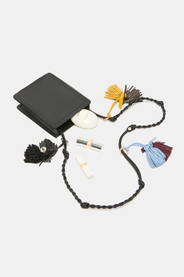 SUECOMMA BONNIE - 크로스백 - Pompom mini bag(black)