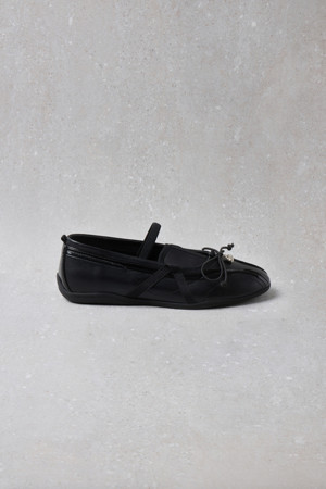 Fev_Comfy flat(black)