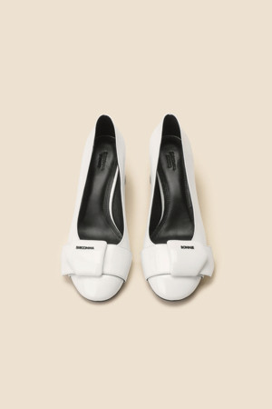 Polygon volume pumps(white)